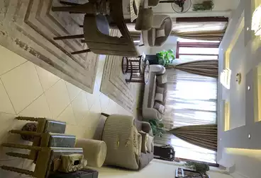 Apartments For sale - 2 rooms - floor 5