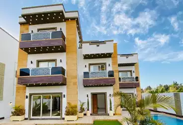 Villas For sale - 6 rooms