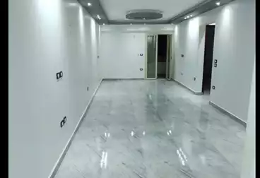 Apartments For sale - 3 rooms - floor 8
