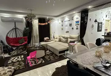 Apartments For sale - 3 rooms - floor 4