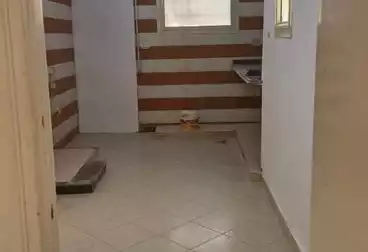 Apartments For sale - 2 rooms - floor 1