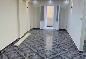undefined undefined - 2 rooms - floor 3