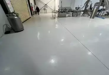 مصنع للإيجار