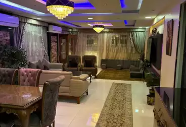 Apartments For rent - 3 rooms - floor 8