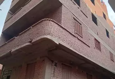 منزل / بيت للبيع - 10 غرف