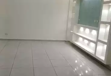 Apartments For sale - 2 rooms - floor 3