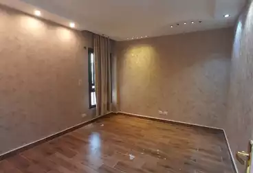 Apartments For sale - 3 rooms - floor 4