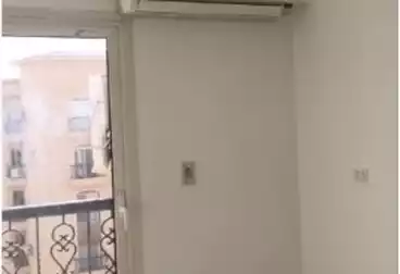 Apartments For rent - 3 rooms - floor 5