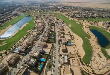 فيلا منفصلة للبيع - 6 غرف