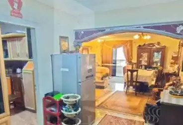 Apartments For sale - 3 rooms - floor 8
