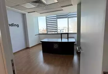 إداري للإيجار - 6 غرف - بالدور 1