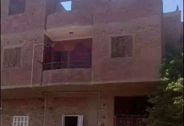 House / Home For sale - 2 rooms