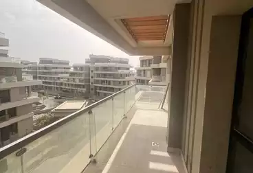 Apartments For rent - 3 rooms - floor 3