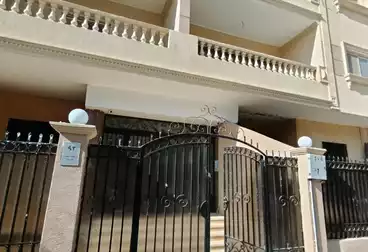 شقق للبيع - 3 غرف - بالدور 4