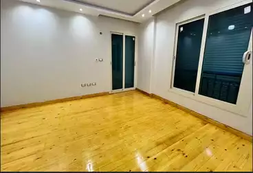 Apartments For sale - 4 rooms - floor 11