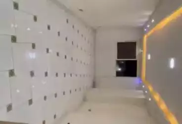 Apartments For sale - 3 rooms - floor 1