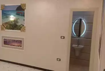 شقق للإيجار - 3 غرف - بالدور 0