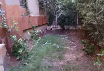 Apartment with Garden For sale - 2 rooms - floor 0