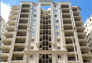 Apartments For sale - 3 rooms - floor 1
