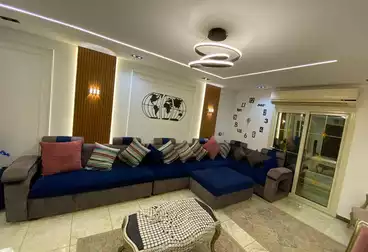 Furnished Apartment For sale - 3 rooms - floor 4