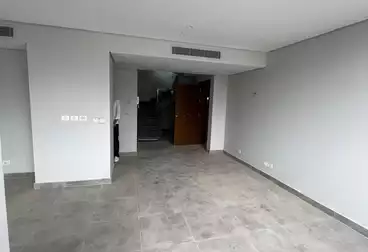Penthouse For sale - 3 rooms - floor 4
