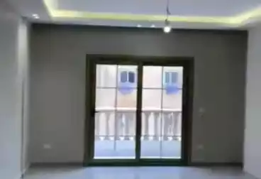 Apartments For rent - 3 rooms - floor 7