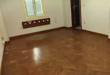إداري للإيجار