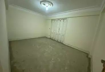 Apartments For sale - 3 rooms - floor 4