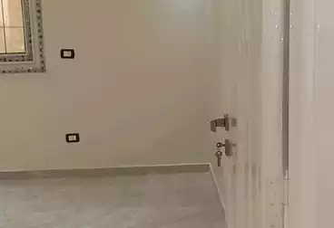 Apartments For sale - 3 rooms - floor 8