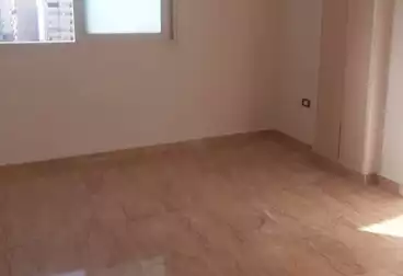 Apartments For sale - 2 rooms - floor 2