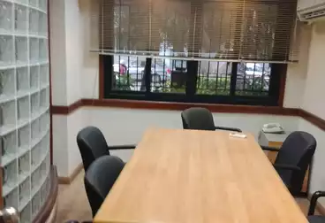 Administrative For rent - 5 rooms - floor 0