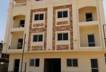 Apartment with Garden For sale - 3 rooms - floor 0