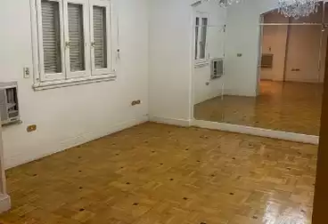 Apartments For sale - 3 rooms - floor 1
