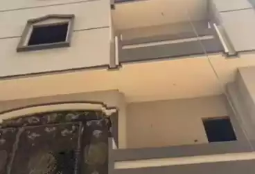Apartments For sale - 4 rooms - floor 5