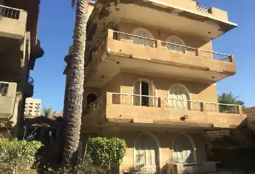 Villas For sale - 5 rooms