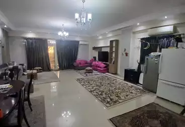 دوبلكس بحديقة للبيع - 3 غرف - بالدور 0