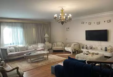 Apartments For sale - 3 rooms - floor 1