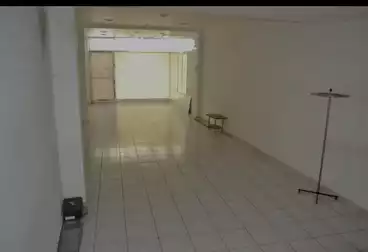 Shops For sale - floor 1