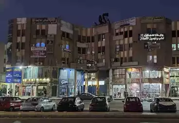 تجاري للإيجار - بالدور 0