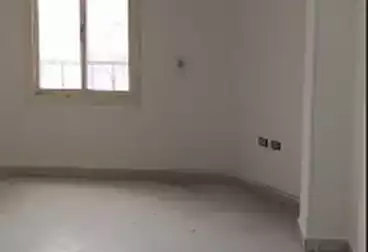 Apartments For sale - 2 rooms - floor 1