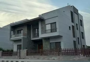 فيلا منفصلة للبيع - 4 غرف