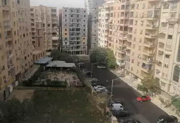 Apartments For sale - 3 rooms - floor 7
