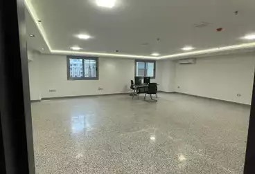 Corporate Branch For rent - 12 rooms - floor 9