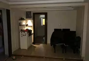 Apartments For sale - 2 rooms - floor 8