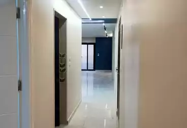 Apartments For sale - 3 rooms - floor 4
