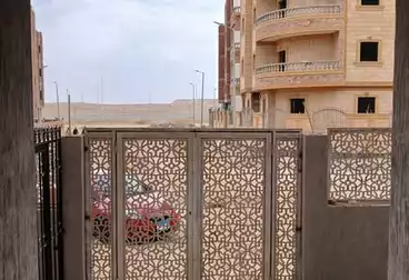 شقق للبيع - 3 غرف - بالدور 1