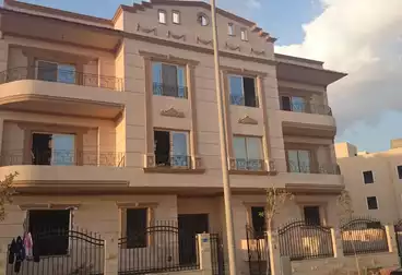 Duplex with Garden For sale - 4 rooms - floor 1