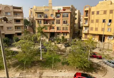 Apartments For sale - 3 rooms - floor 2