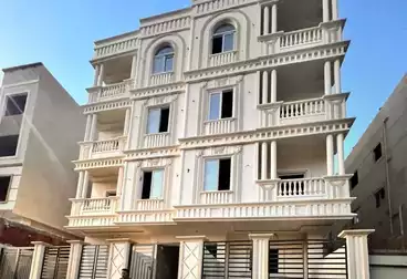 Apartment with Garden For sale - 3 rooms - floor 0