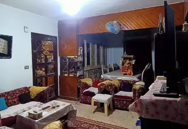 Apartments For sale - 4 rooms - floor 1